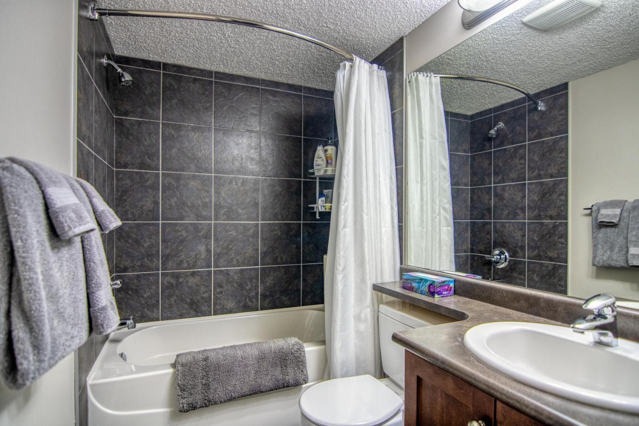 Mountain Getaway Condo - 5 Min Walk To The Beach! Invermere Extérieur photo