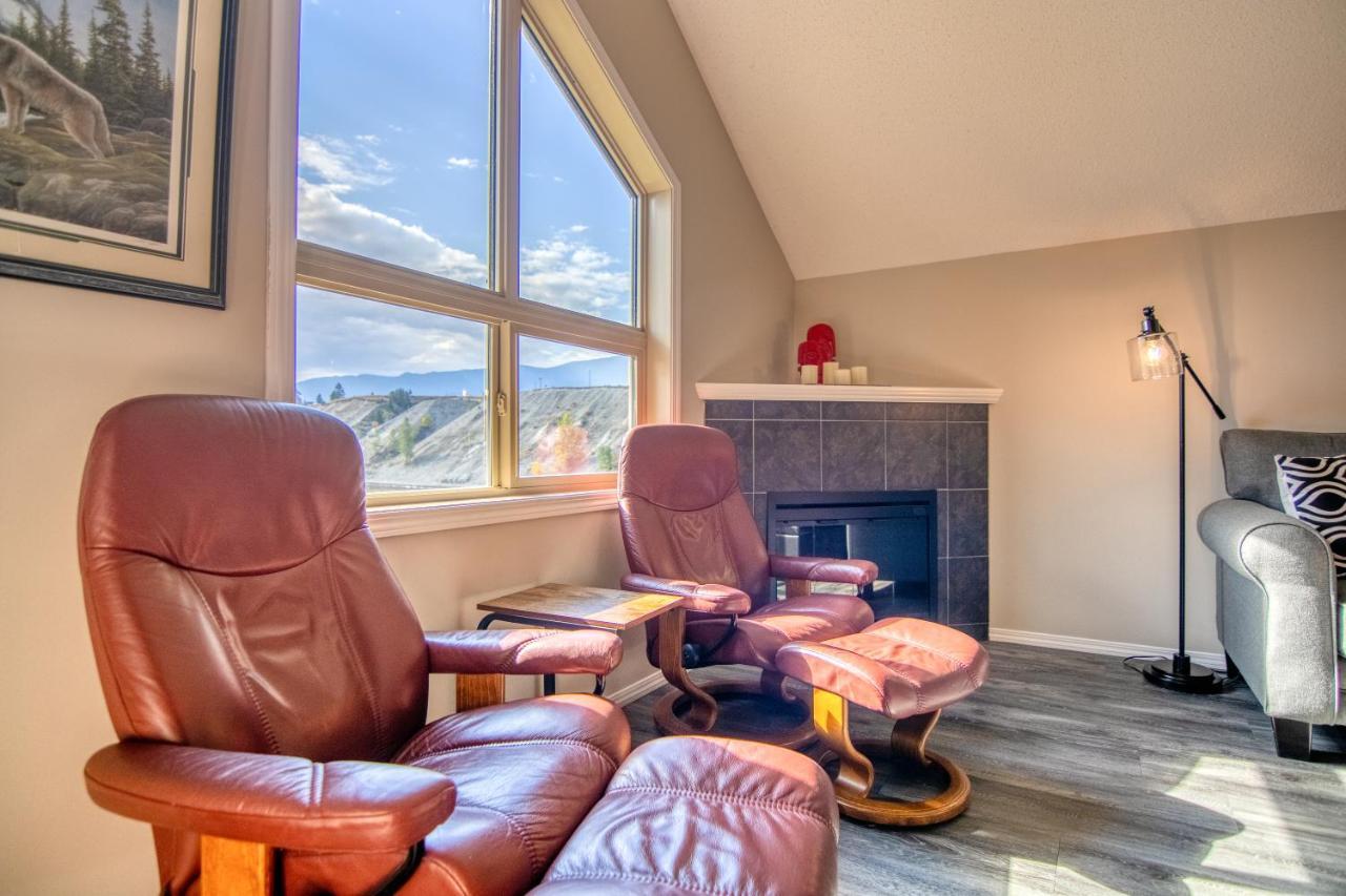 Mountain Getaway Condo - 5 Min Walk To The Beach! Invermere Extérieur photo