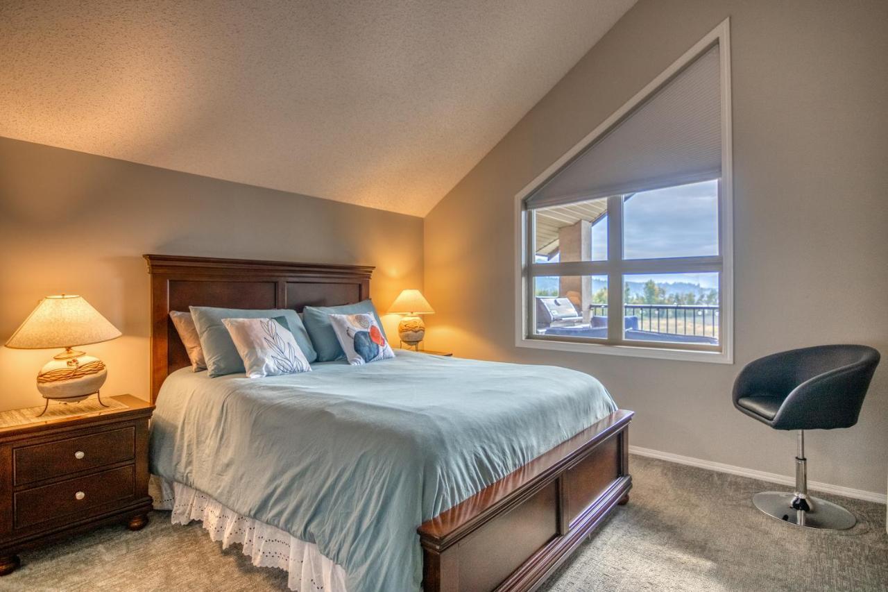 Mountain Getaway Condo - 5 Min Walk To The Beach! Invermere Extérieur photo
